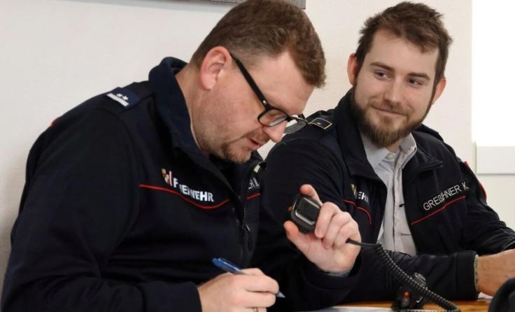 In Summe 24 Kameraden nahmen am Bezirksfunklehrgang in Naarn teil. (Foto: FF)