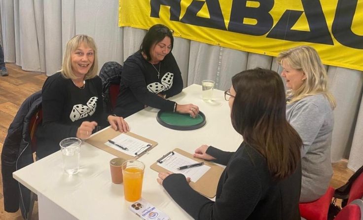 Spaß, Spannung und Solidarität beim Würfelturnier in Langenstein. (Foto: Sonja Prinz)