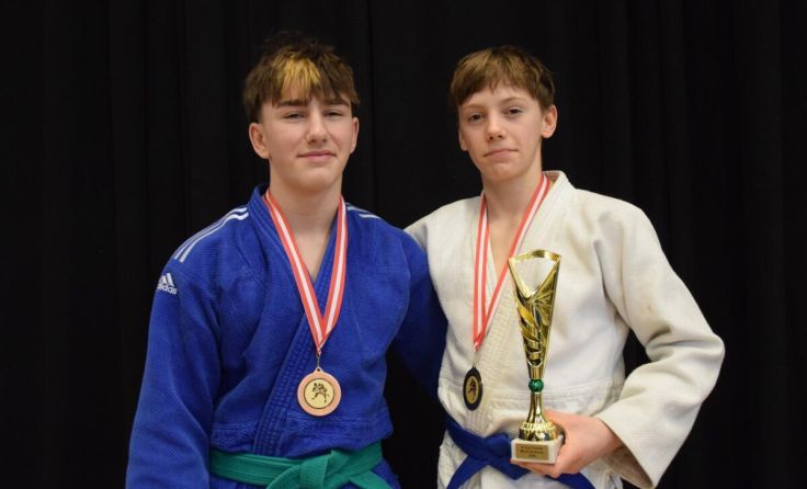 Erfolgreicher Auftritt: Leonhard Buchberger (l.) und Elias Wimmer. (Foto: Judo ASKÖ Luftenberg)
