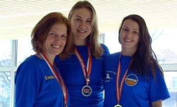 Master-Schwimmteam Perg international vorne dabei