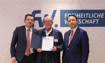 Alfred Zwettler wurde zum Landesfachrat für Wirtschaft ausgezeichnet