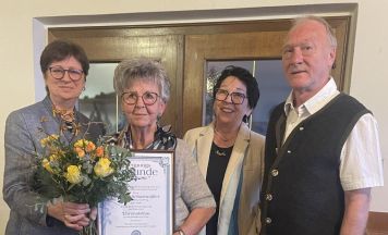 Christine Schartmüller übergab an Karl Engelbrechtsmüller