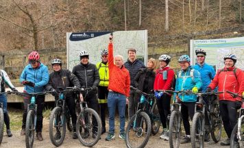 Radsportler aufgepasst – Neue Mountainbike-Strecke in Schwertberg feierlich eröffnet
