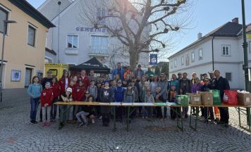 65 Freiwillige sammelten in Schwertberg mehr als 20 Säcke voll Müll