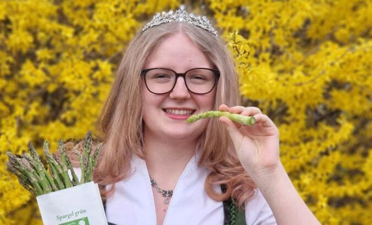 Die 17-jährige Schülerin Viktoria Derntl ist die Spargel-Prinzessin 2026. (Foto: LC Perg-Machland)