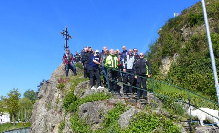 Rund 30 Personen nahmen an der Andacht teil. (Foto: Red Biker OÖ)