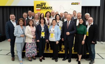 Bezirk Perg zeigte Präsenz beim Landesparteitag der OÖVP in Linz