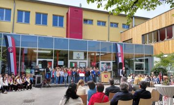 Perger Volksschule nach Erweiterung feierlich eröffnet