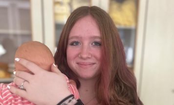 PTS-Schülerinnen fit für die Babybetreuung