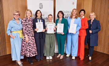 Vier Frauen aus dem Bezirk Perg schlossen #BeWirkwerkstatt 2030 ab