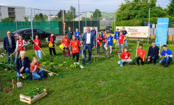 Nachhaltiges Lernen auf dem neuen Schulacker der Volksschule Perg