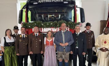 Fahrzeugsegnung mit Frühschoppen der FF Aisting-Furth war voller Erfolg