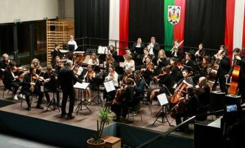 Orchstermatinee in St. Nikola an der Donau sorgt für festliche Stimmung am Vatertag