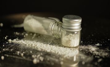 Britischer Ex-Minister bekennt sich wegen Drogenbesitzes schuldig