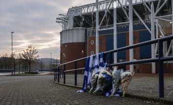Englische Fußball Legende Tony Parkes verstorben