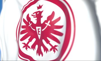 Krach bei Eintracht Frankfurt: Trainer zofft sich mit mehreren Spielern