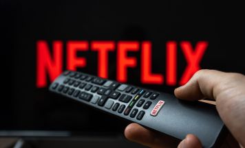 Netflix-Regisseur muss wegen Millionenbetrug zweieinhalb Jahre ins Gefängnis