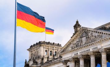 Hinterbliebene klagen elf Jahre nach Germanwings-Absturz gegen Deutschland