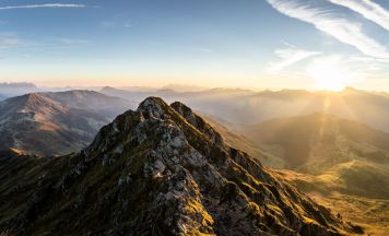 Kotflecken und Vandalismus: Biwak-Betreiber in den Alpen ziehen jetzt die Reißleine