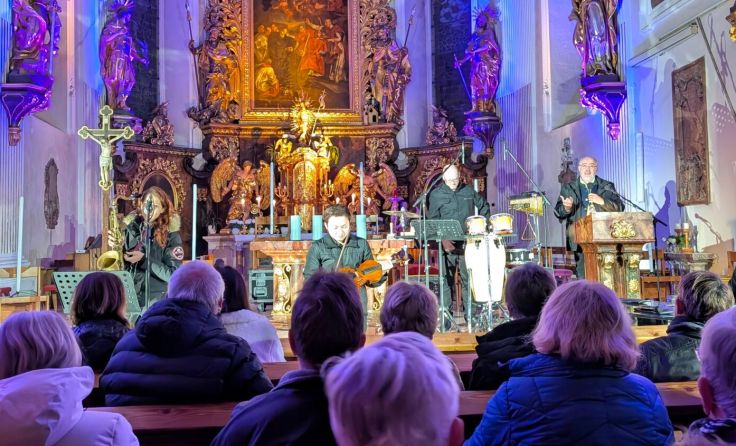 "Moments in church" 2025 in der Pfarrkirche Altmünster (Bildrechte: SpricklerJoHannes)