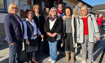 120 Besucher sahen Keiner schiebt uns weg zum Internationalen Frauentag in Bad Leonfelden
