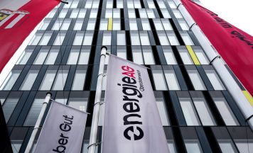 Energie AG vergibt Förderpreis Unsichtbare Netze