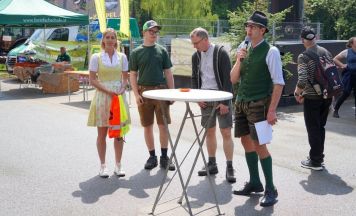 Maiwipferlfest der Forstfachschule im Waldcampus Traunkirchen