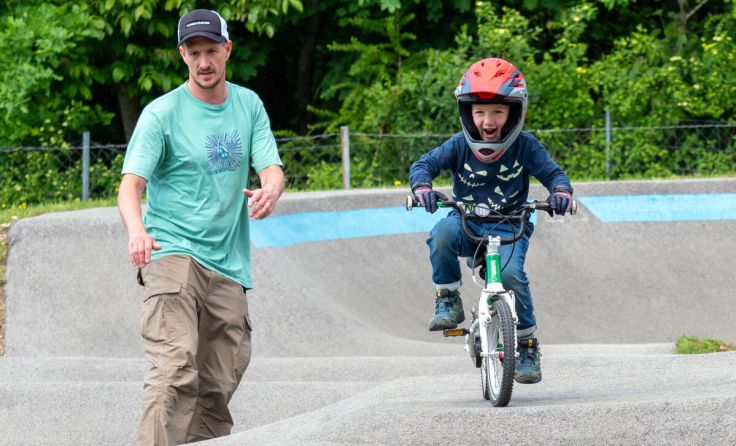 Fahrtechniktraining am Pumptrack (Foto: Naturfreunde Vorchdorf/Daniela Miglbauer)