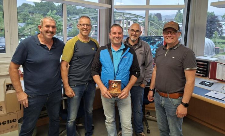Robin Erik (Mitte) feierte seinen 50. Geburtstag. (Foto: FF Bad Ischl)