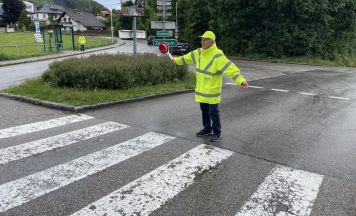 Ältester Schulwegpolizist in Gmunden: „Wenn die Kinder freundlich grüßen, lebt man auf“