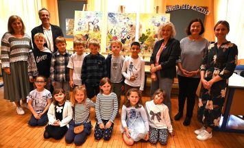 Kleine Hände, große Kunstwerke an Goiserer Volksschule
