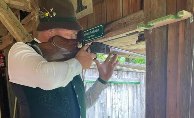 Traditionelles Kapselgewehr-Schießen (Foto: Hubertusclub Almtal)