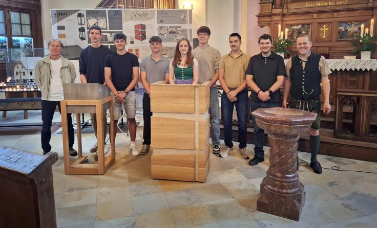 Schüler fertigten zwei neue Amben. (Foto: HTL Hallstatt)