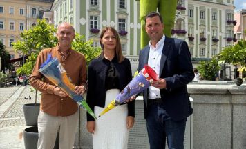 Schultütenaktion in Gmunden unterstützt Familien zum Schulstart