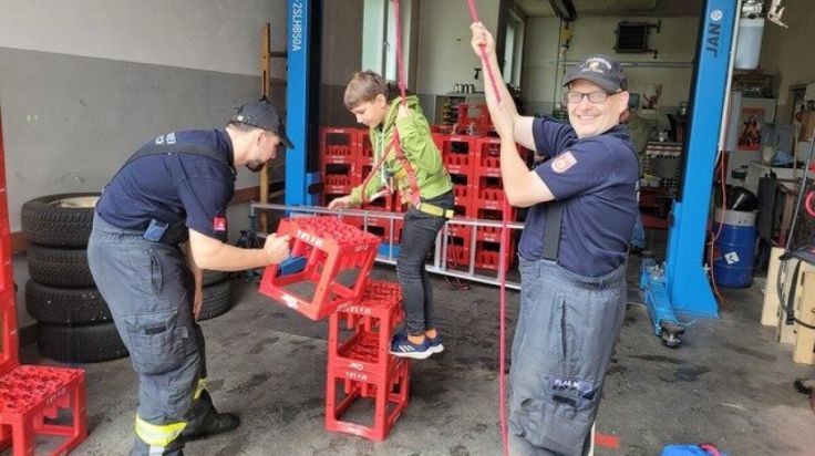 Familiennachmittag mit Feuerlöscherüberprüfung bei der Feuerwehr Bad Ischl