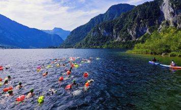 Rund 180 Teilnehmer beim Hallstättersee Schwimm Marathon