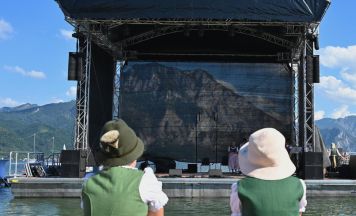 Premiere am Traunsee: Seefest begeisterte Besucher in Altmünster