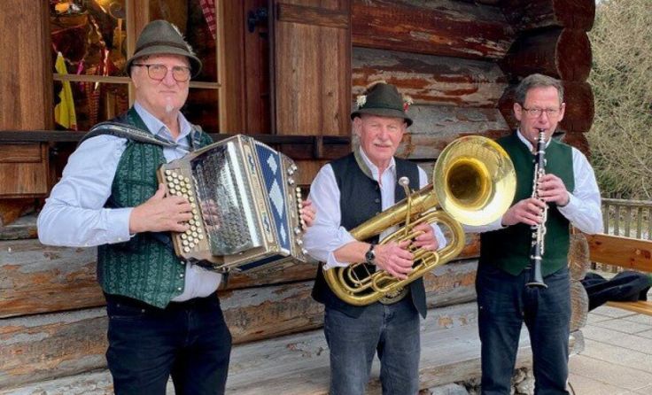 Trio „Die Derischn“ (Foto: Paul Jaeg)