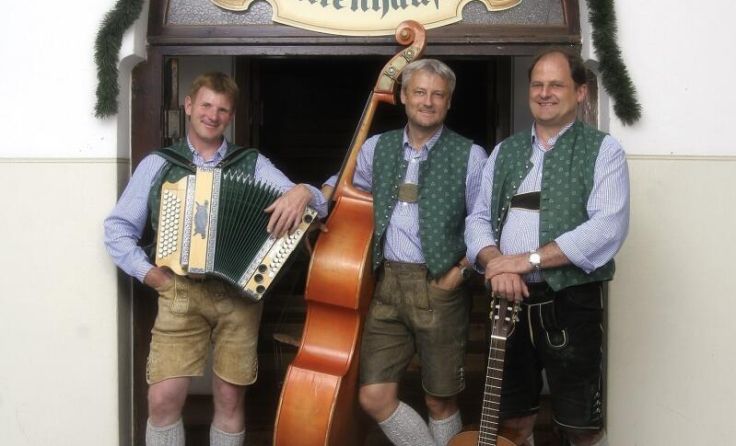 Bandlkrama rund um Florian Michlbauer (Foto: Bandlkrama)