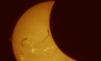 Großer Besucherandrang bei Beobachtung der Sonnenfinsternis in Gmunden