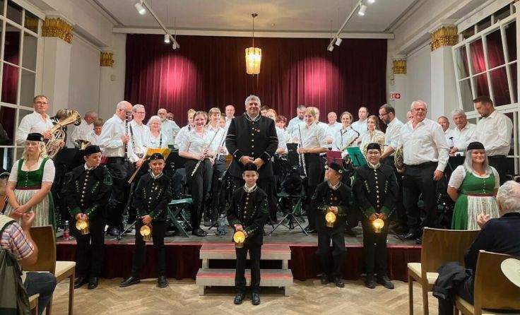 Salinenmusik Bad Ischl beim letzten Kurkonzert (Foto: Altenberger)