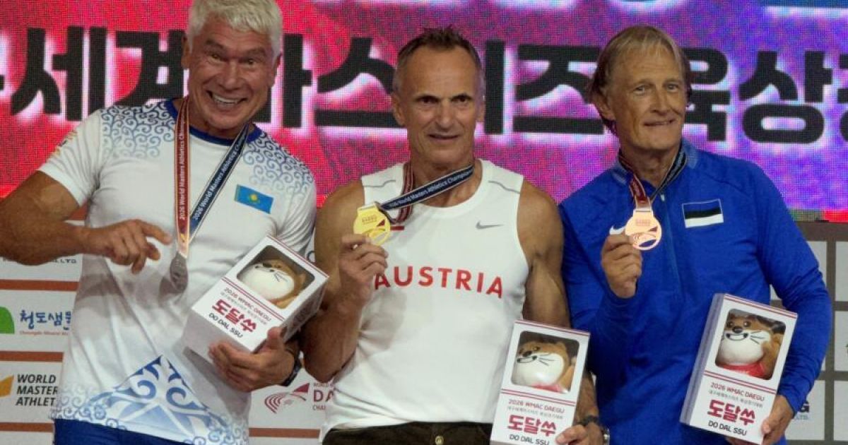 Andreas Berger aus Gmunden ist mit 65 Jahren Österreichs erster ...