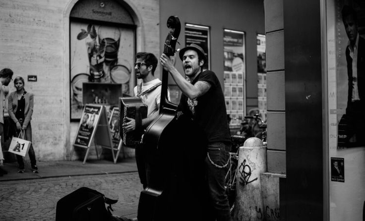 Unter anderem sorgen The Helagunkis für die musikalische Umrahmung. (Foto: Helagunkis)