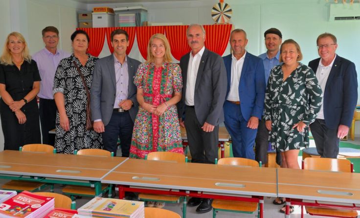 Gleichenfeier der Containerschule (Foto: Gemeinde Vorchdorf)
