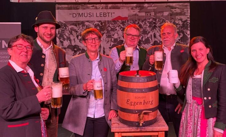 Dier Bieranstich beim Fest findet am Samstag, 3. Oktober, statt. (Foto: FM Langwies)