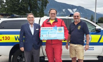 Lions Club Dachstein Welterbe unterstützt Wasserrettung Bad Goisern