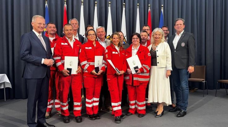 Zehn Rotkreuz-Mitarbeiter aus Gmunden geehrt