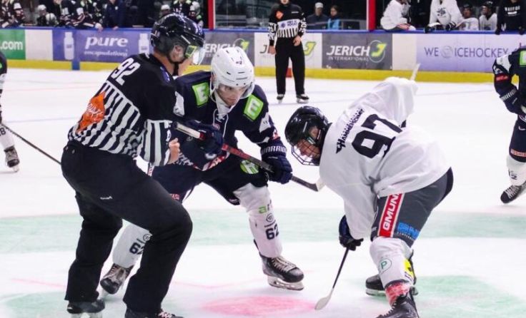 Die Gmundner Sharks gewannen 2:1 gegen ATSE Graz. (Foto: Peter Sommer Fotopress)