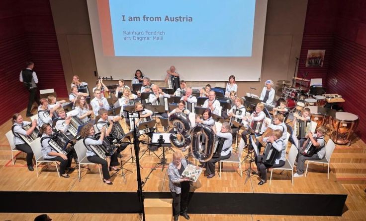 „Musica Accordis Vöcklabruck“ und „Akkordeonensemble INSIEME“ (Foto: Musica Accordis)