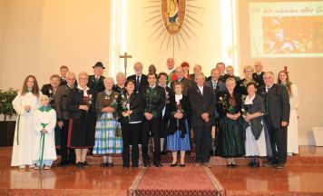 21 Ehepaare feierten Jubelhochzeit in der Pfarrkirche Pfandl